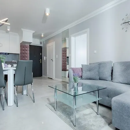 Apartament Lawendowy Gardenia Z Widokiem Na Morze Epapartamenty Lägenhet *